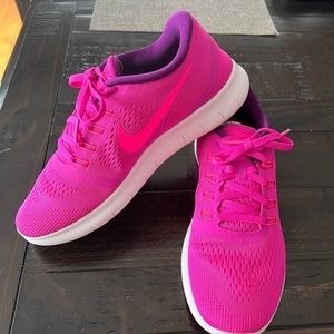 Nike Free Run Fire Pink Size 8